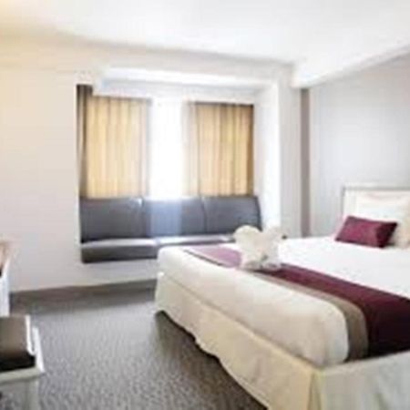 Hotel Airport Plaza New Delhi Buitenkant foto